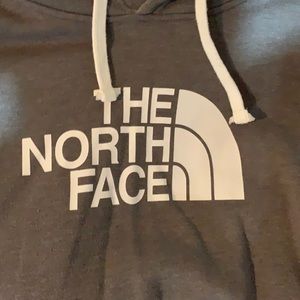 Grey North Face hoodie size large